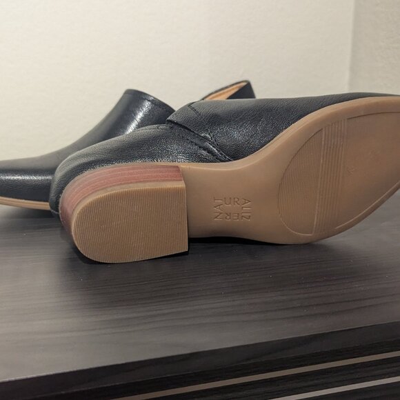 Naturalizer Women's Carlyn Slip-On Low Ankle Bootie Size 5 - Picture 5 of 7